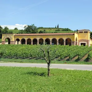  Country house Monte Tondo Winery Italy